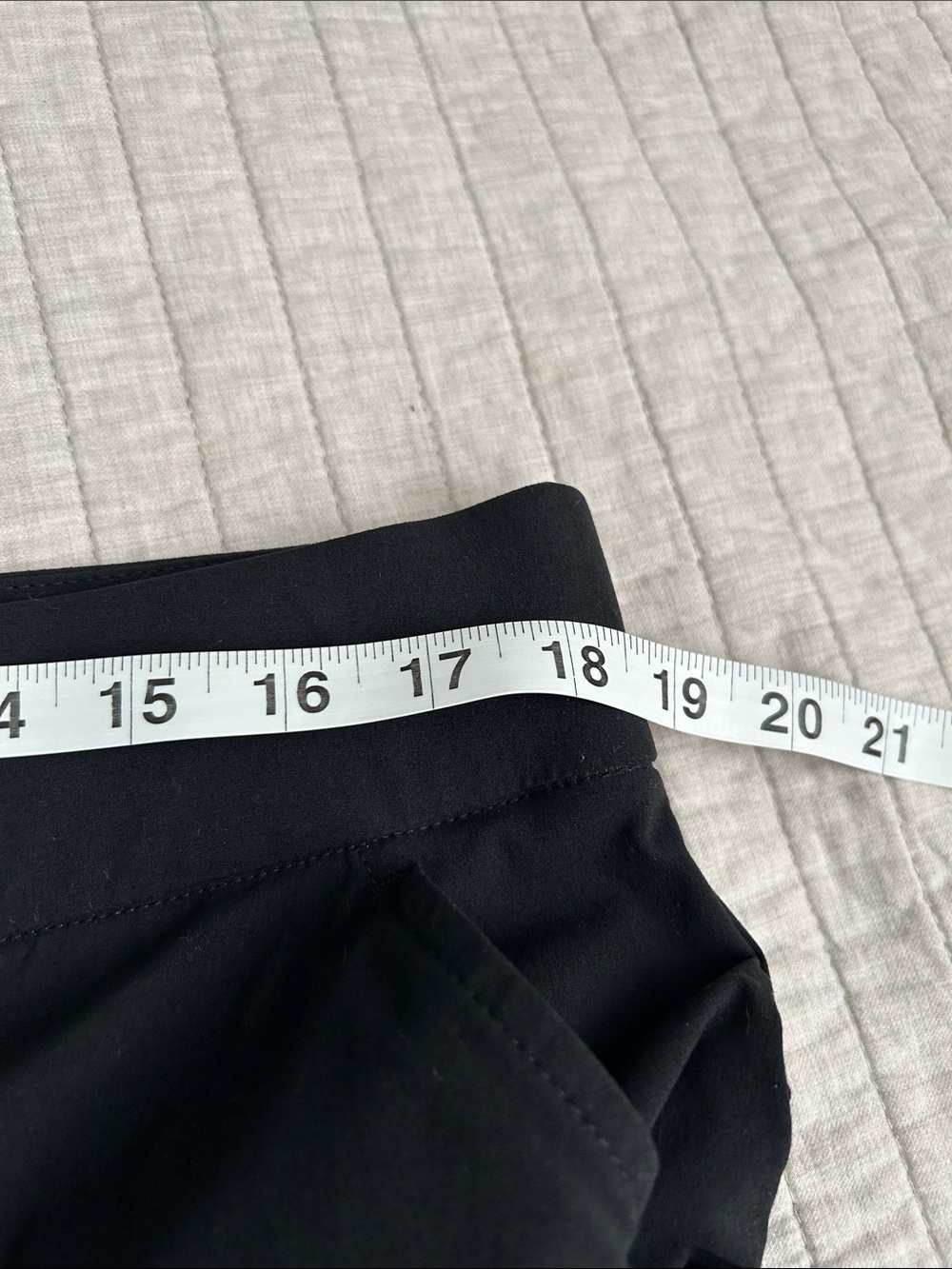 Columbia black nylon pull on outdoor hiking, casual pants XL - Picture 9 of 12